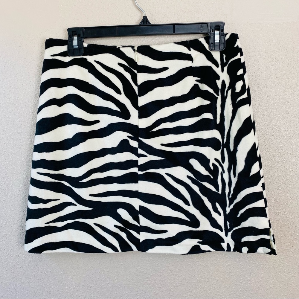 MB Designs velvet animal print high waisted fashion skirt size 7 - Picture 4 of 6